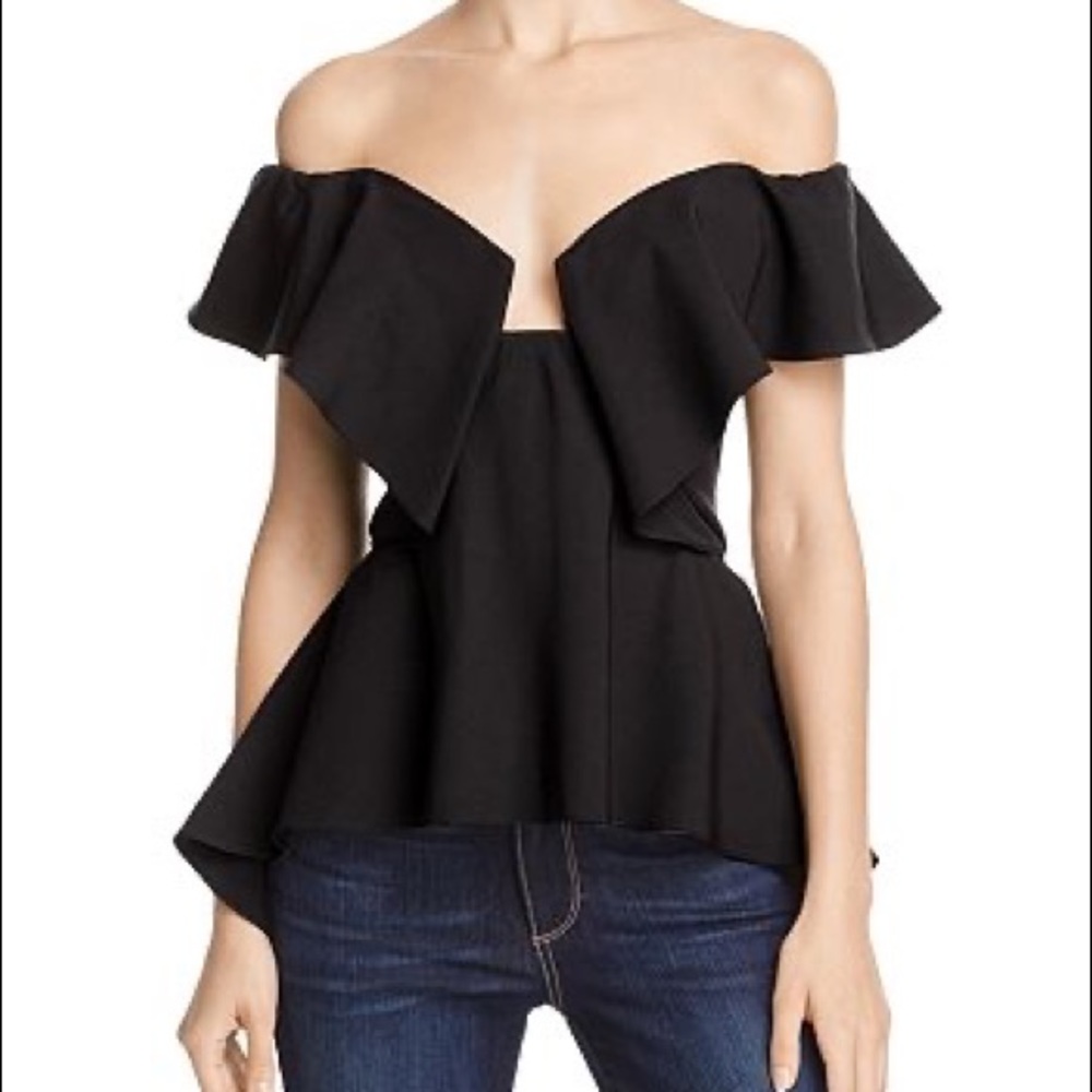 Do + Be Off-the-Shoulder Fishtail Top Size SMALL
